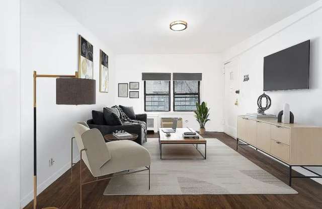 32 Cornelia Street photos photos