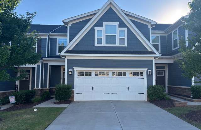 Stunning Denver Townhome | Pool, Fitness Center & Maintenance-Free Living photos photos