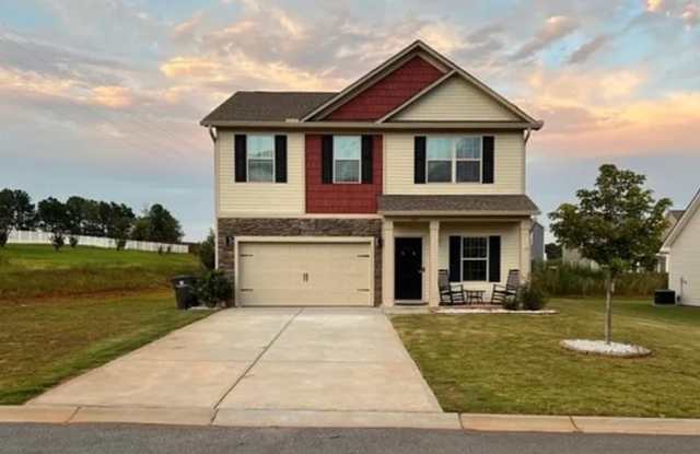 5 Bedroom 3 Bathroom Home in Pendleton photos photos