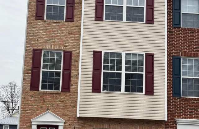 431 W BALTIMORE STREET unit: A - 431 West Baltimore Street, Greencastle, PA 17225