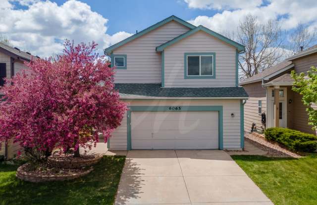 Stetson Hills Charmer with 2 Car Garage photos photos