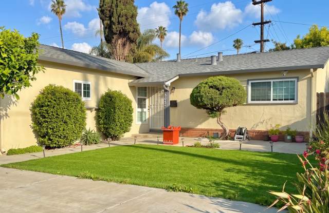 $3990 / 4 BR at a Prime Fremont Location! photos photos