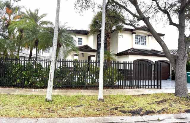 9352 SW 155th Ave photos photos