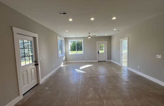 291 Sunset Dr Gallery 4