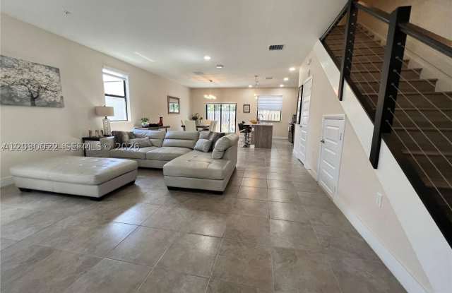 10455 NW 82nd St photos photos 10455 NW 82nd St photos photos
