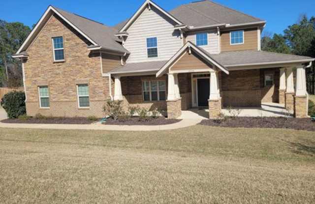 Gorgeous family home Gallery 1