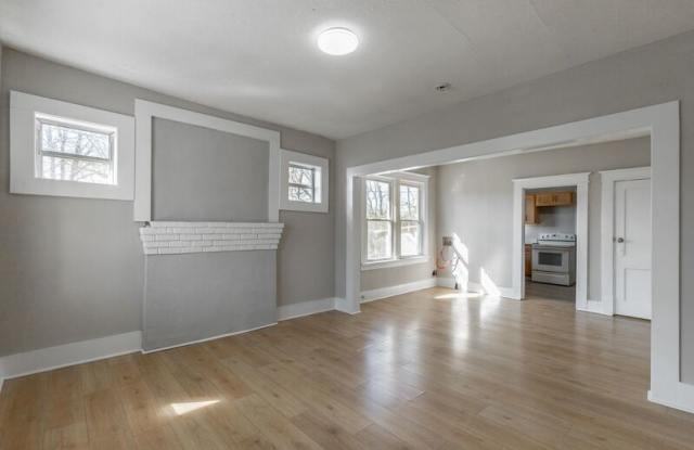 2117 Foust St photos photos