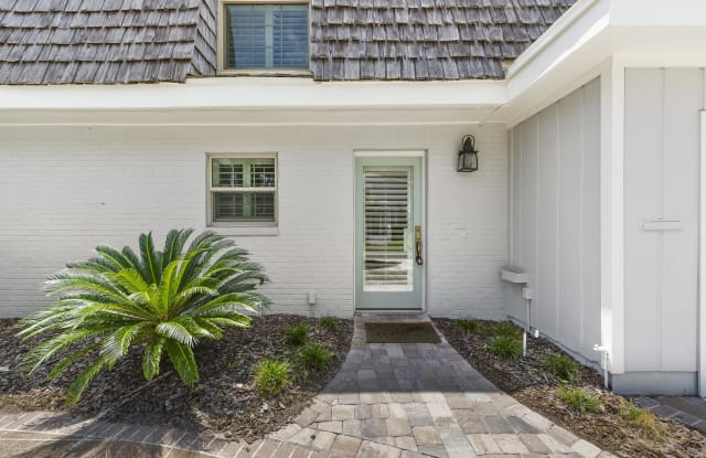 322 E COAST DR - 322 East Coast Drive, Atlantic Beach, FL 32233
