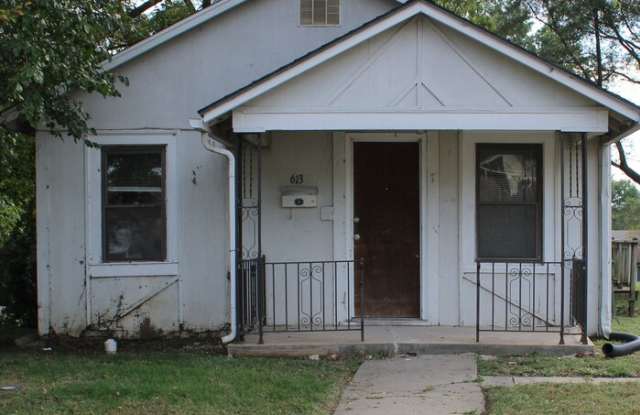 613 Pennsylvania Street Gallery 1