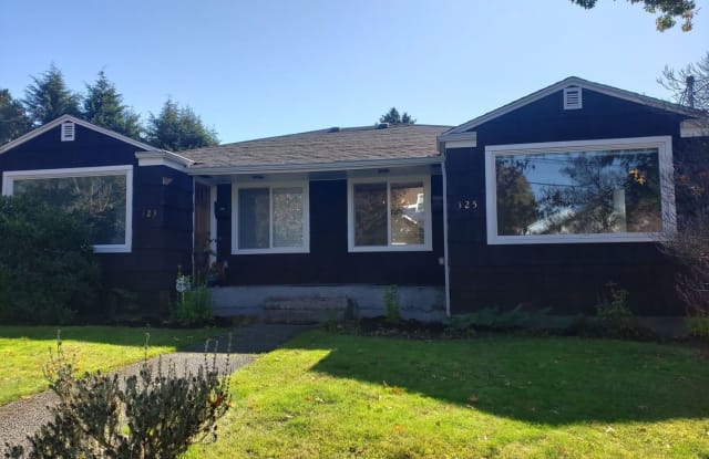 325 NW 46th St - 325 Northwest 46th Street, Seattle, WA 98107
