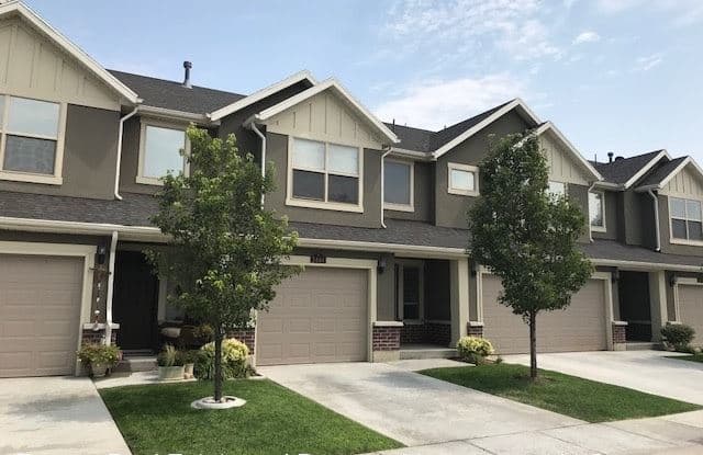 2444 Andover St - 2444 Andover, West Haven, UT 84401