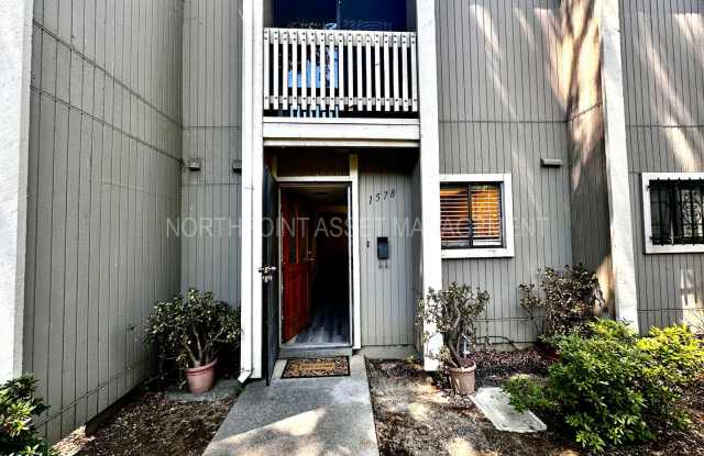 2-Bedroom, 1.5 Bath Condo for Rent in Sacramento, CA | With Fireplace & Private Patio in Gated Community Gallery 1