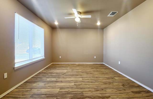 3613 E 3rd Place Gallery 1