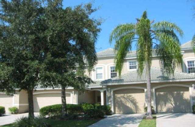 3445 Laurel Greens Lane So, 202 - 3445 Laurel Greens Lane North, Collier County, FL 34119