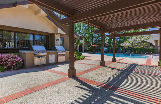 Emerald Court Apartment Homes Gallery 3