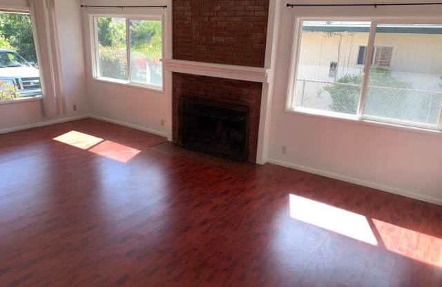 9245 Sunglow St. Gallery 4