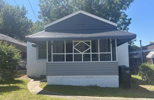 2938 8th St photos photos