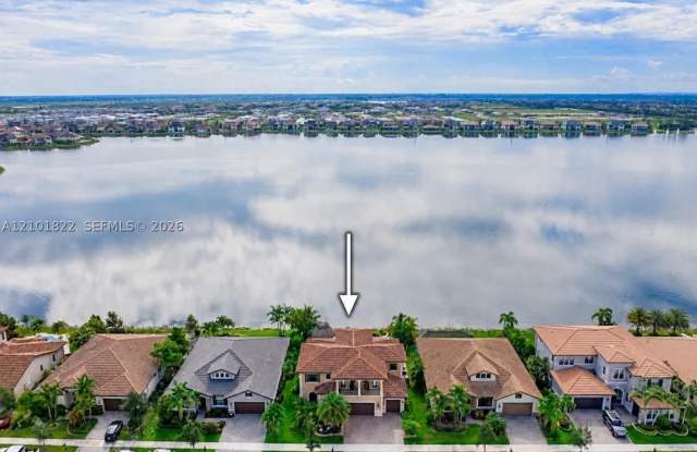 8680 Watercrest Cir W Gallery 3