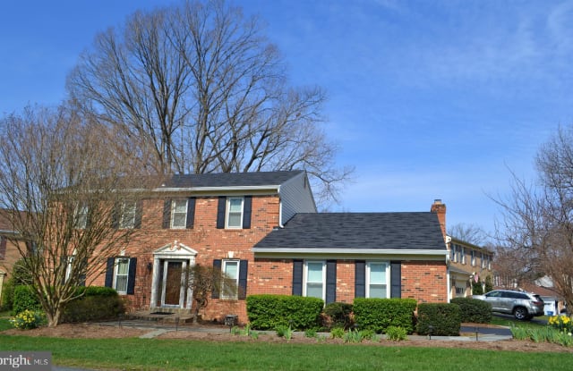 8011 DAFFODIL COURT - 8011 Daffodil Court, West Springfield, VA 22152