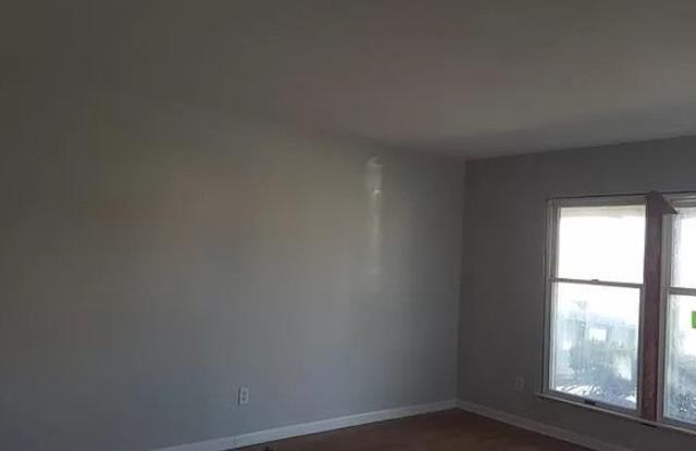 5631 Colgate Lane Gallery 2