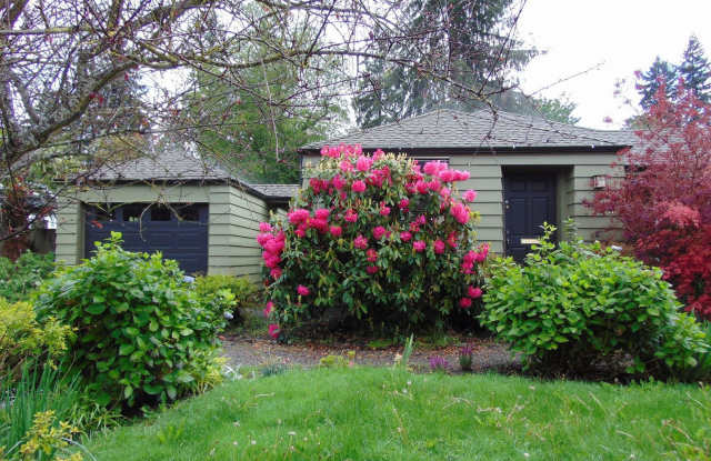 7548 44th AVE NE - 7548 44th Avenue Northeast, Seattle, WA 98115