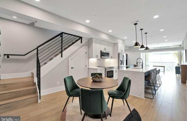 4012 GEORGIA Avenue NW Gallery 3