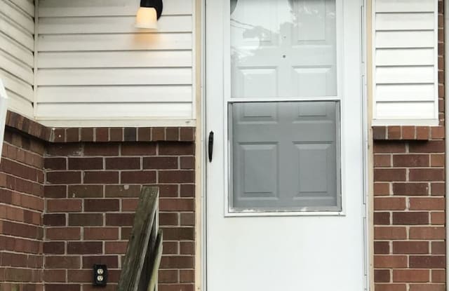 823 B Brooks Drive - 823 B Brooks Ave, Nashville, TN 37115