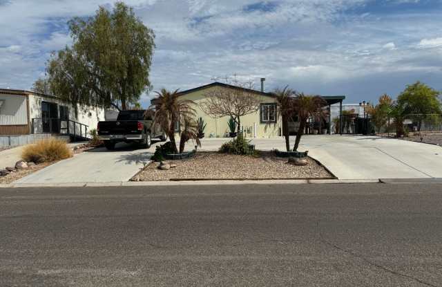 3Br Furnished Vacation Home with addl lot with RV Hookups Utilities Included photos photos