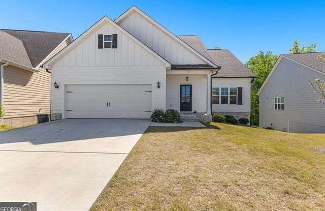 517 Lago Court - 517 Lago Court, LaGrange, GA 30241