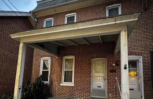 2432 W 19TH Street - 2432 West 19th Street, Wilmington, DE 19806