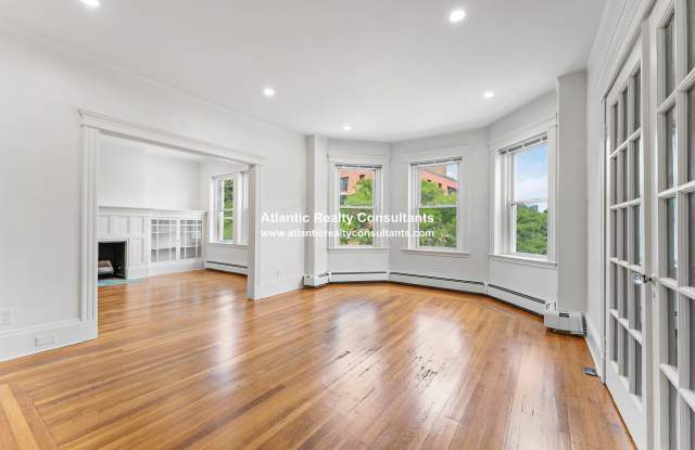 134 Pleasant St photos photos