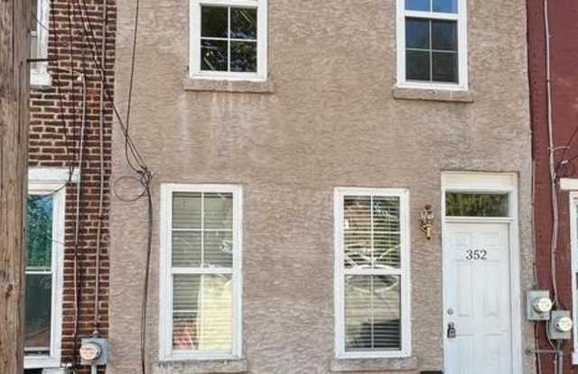 352 GROVER STREET photos photos