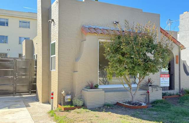 Beautifully Renovated Home in Oakland! Gallery 1