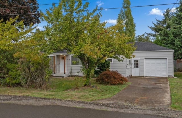 4736 Lowell Ave Ne - 4736 Lowell Avenue Northeast, Keizer, OR 97303