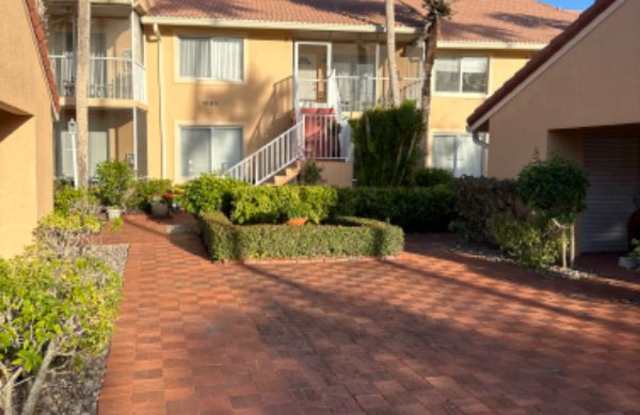 1695 Windy Pines 6 - 1695 Windy Pines Drive, Collier County, FL 34112