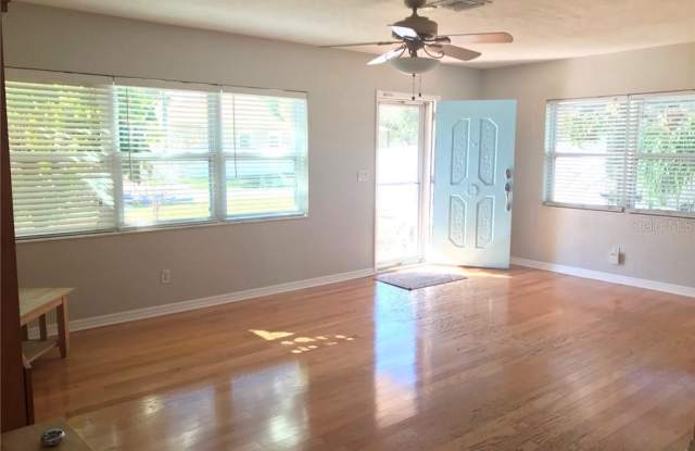 3819 W SAN NICHOLAS STREET Gallery 2