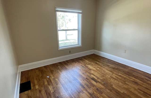 906 Linden Grove Avenue - 904 Gallery 4
