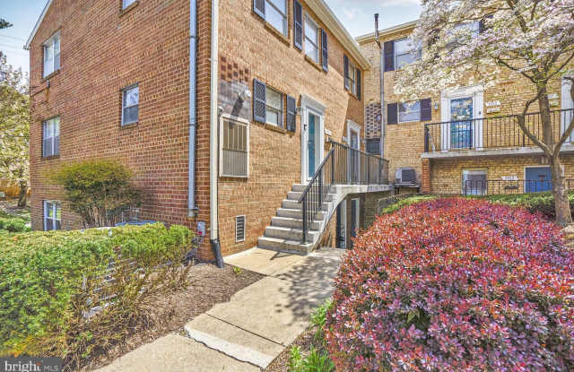 5919 QUANTRELL Avenue Gallery 1