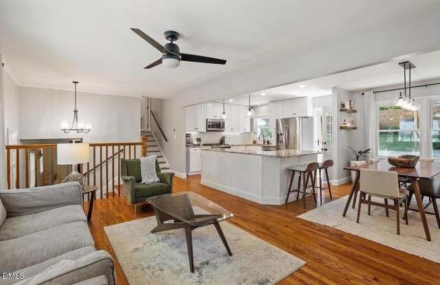 5408 Farley Drive Gallery 3