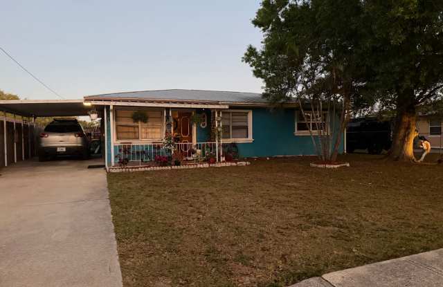 Sigle family home photos photos