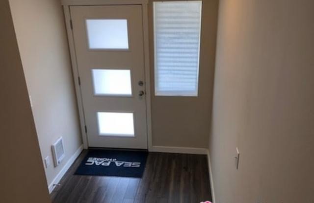 1915 78th Plaza South East Gallery 3