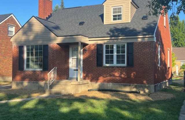 1020 Warwick Place Gallery 1