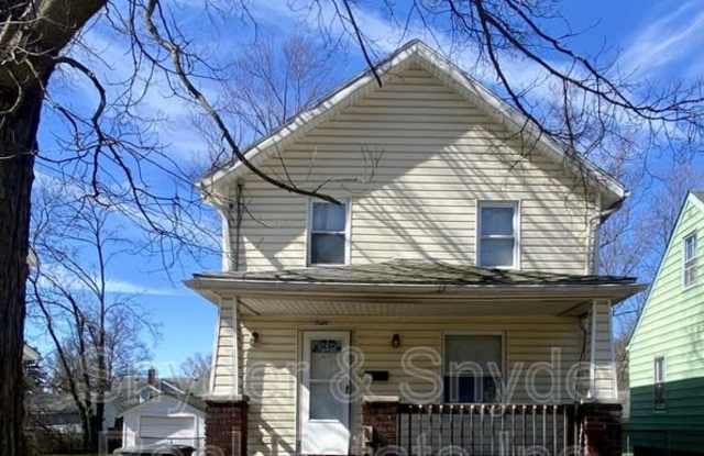 748 Merton Avenue photos photos