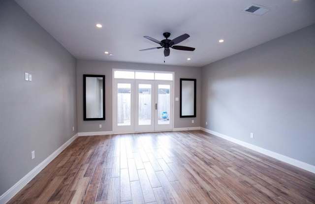 7409 Brompton Street Gallery 3