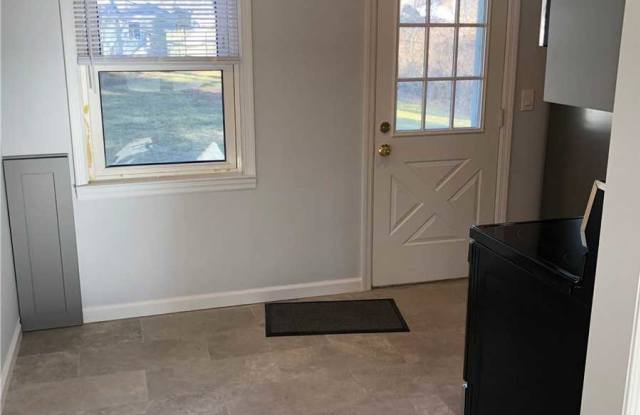 1399 Potter Blvd Unit A Gallery 4