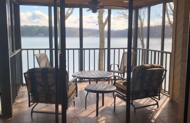 4336 Lakeshore Ln - 4336 Lakeshore Lane, Chattanooga, TN 37415