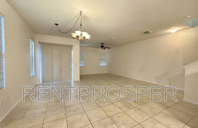 449 Glastonbury Dr Gallery 4
