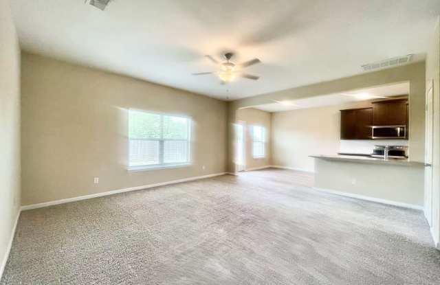 1702 Sandalwood Way Gallery 3