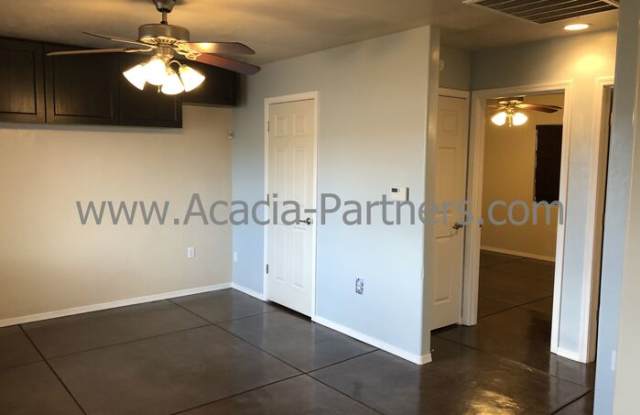 3460 East Bermuda Street Gallery 3