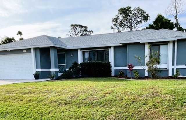 Updated 3-Bedroom, 2-Bath Home w/ Office – Your Perfect Florida Retreat! Available April through November 2026 | 30-day minimum photos photos